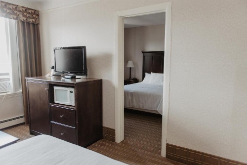 Prince Arthur Waterfront Hotel & Suites image 13